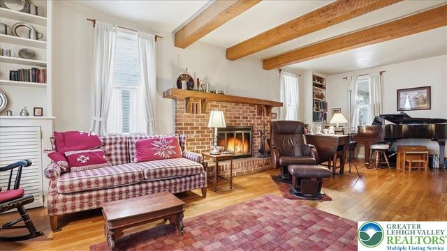 717 High Street, Bethlehem City, PA 18018