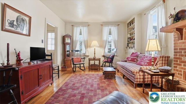 717 High Street, Bethlehem City, PA 18018