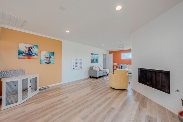 510 Surf Oaks Drive, Seabrook, TX 77586