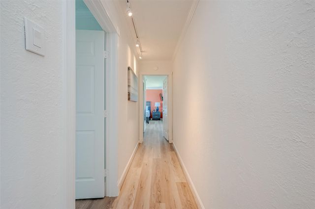 510 Surf Oaks Drive, Seabrook, TX 77586