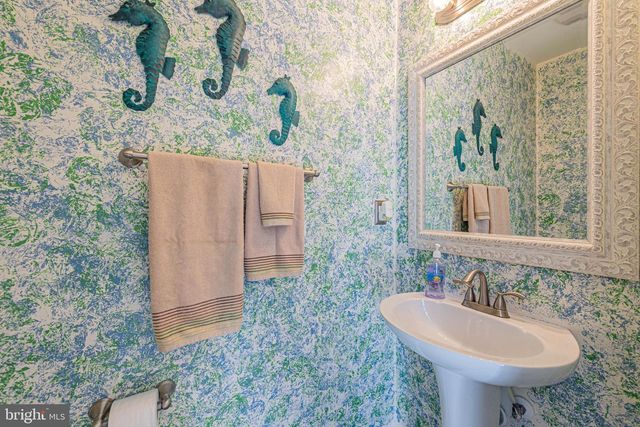 135-J CAPTAINS QUARTERS RD, Ocean City, MD 21842