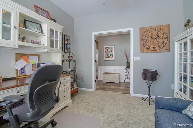 23890 Manistee Lane, Flat Rock, MI 48134