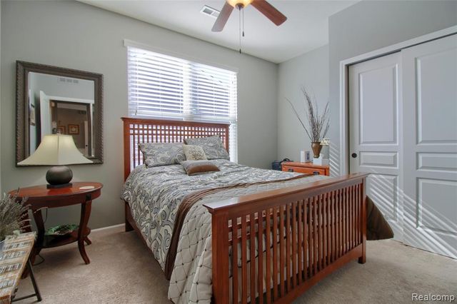 23890 Manistee Lane, Flat Rock, MI 48134