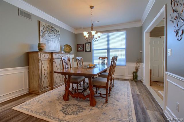 23890 Manistee Lane, Flat Rock, MI 48134