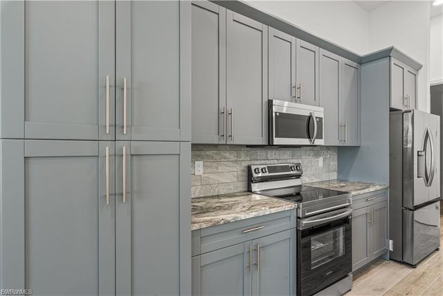 4107 NW 37th ST, Cape Coral, FL 33993
