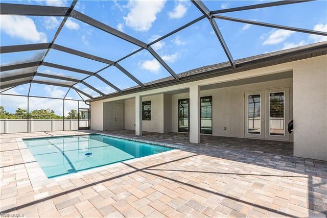 4107 NW 37th ST, Cape Coral, FL 33993