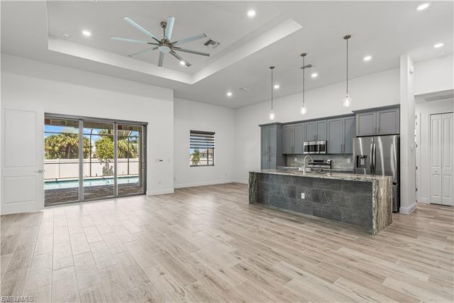 4107 NW 37th ST, Cape Coral, FL 33993