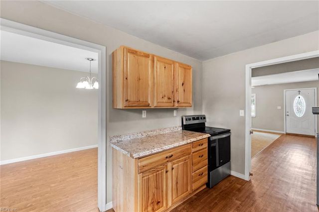 318 Bruce ST, Suffolk, VA 23434