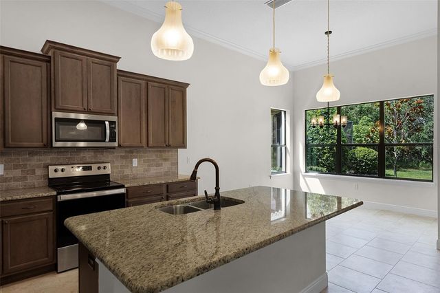 9220 SAN JOSE BOULEVARD, Howey In The Hills, FL 34737