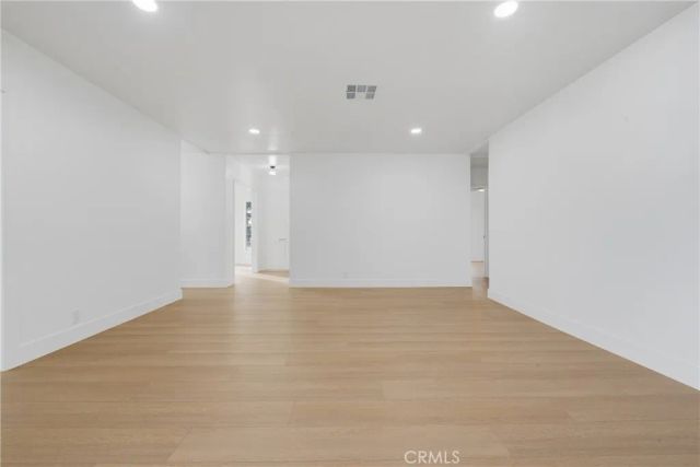 2917 Del Amo Boulevard, Lakewood, CA 90712