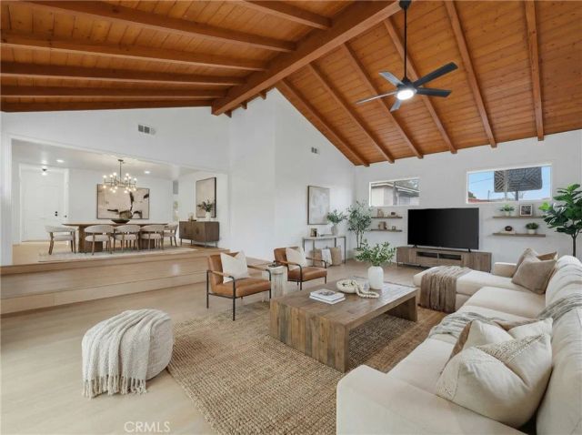 2917 Del Amo Boulevard, Lakewood, CA 90712