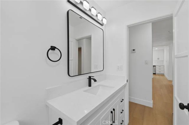 2917 Del Amo Boulevard, Lakewood, CA 90712