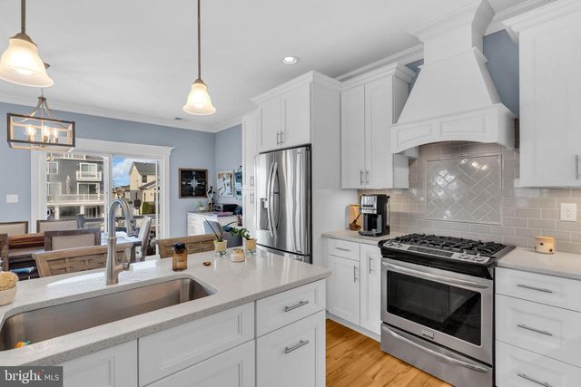 25 SUNRISE WAY, Toms River, NJ 08753