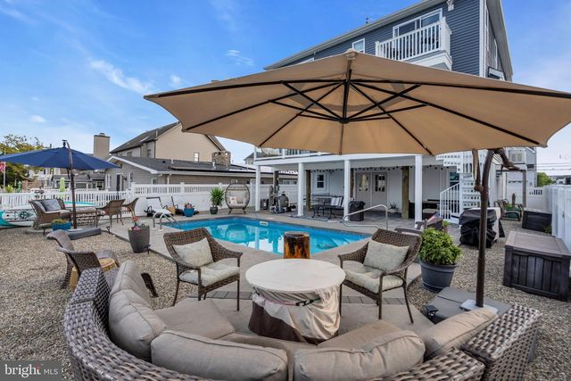 25 SUNRISE WAY, Toms River, NJ 08753
