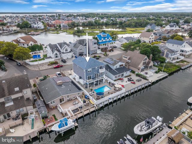 25 SUNRISE WAY, Toms River, NJ 08753