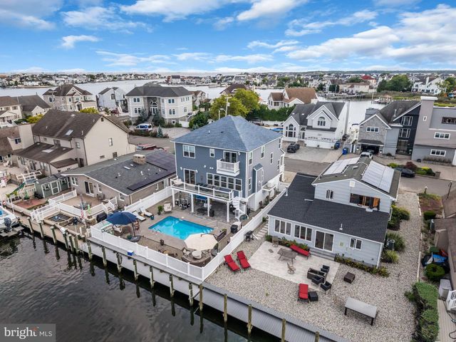 25 SUNRISE WAY, Toms River, NJ 08753