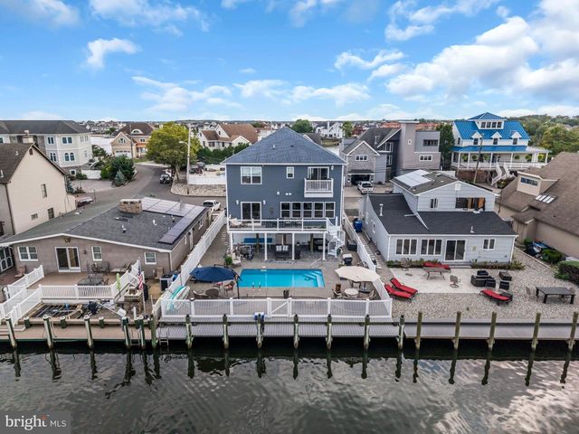 25 SUNRISE WAY, Toms River, NJ 08753