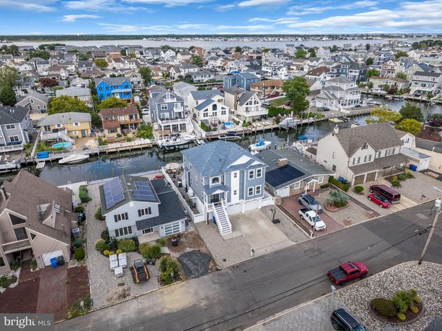 25 SUNRISE WAY, Toms River, NJ 08753