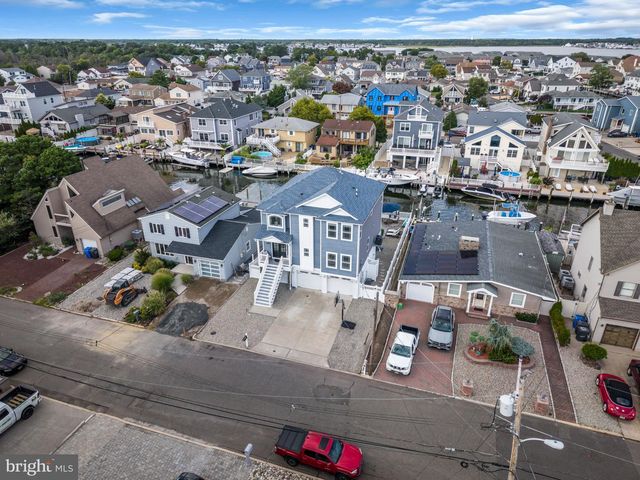 25 SUNRISE WAY, Toms River, NJ 08753