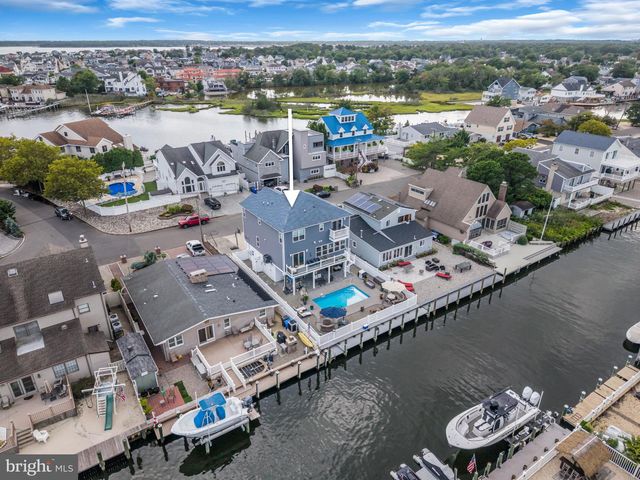 25 SUNRISE WAY, Toms River, NJ 08753