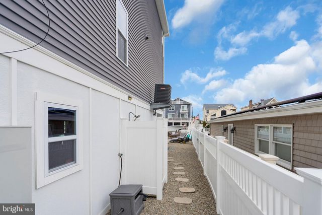 25 SUNRISE WAY, Toms River, NJ 08753
