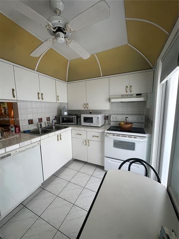 1445 Atlantic Shores Blvd 307, Hallandale Beach, FL 33009