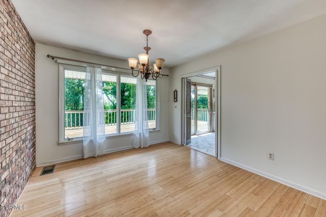 817 Beechwood Drive, Kingsport, TN 37663