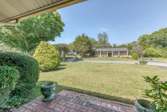 817 Beechwood Drive, Kingsport, TN 37663