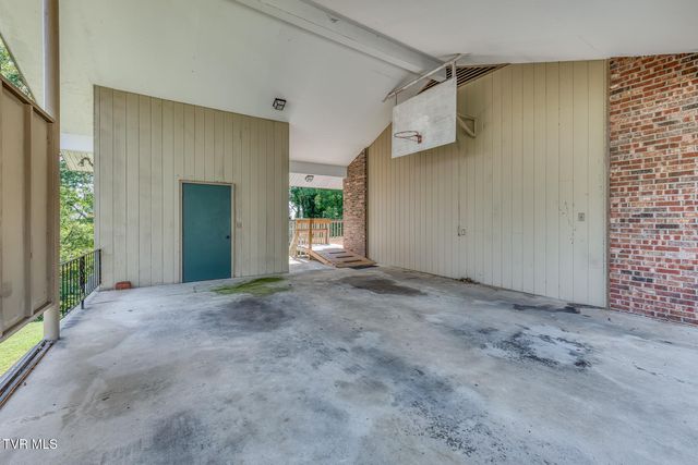 817 Beechwood Drive, Kingsport, TN 37663