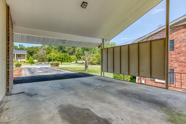 817 Beechwood Drive, Kingsport, TN 37663