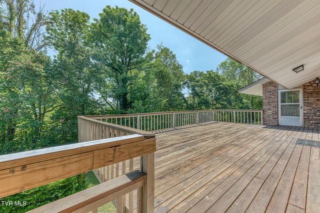 817 Beechwood Drive, Kingsport, TN 37663