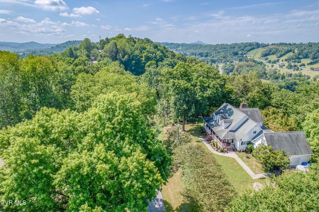 817 Beechwood Drive, Kingsport, TN 37663