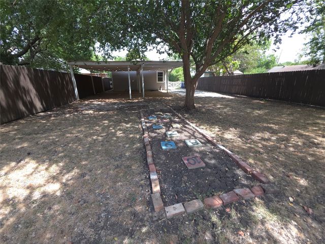 1405 N Oak Street, Mckinney, TX 75069