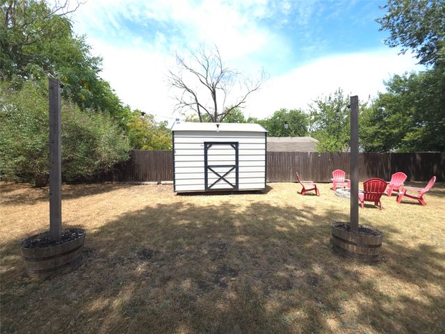 1405 N Oak Street, Mckinney, TX 75069