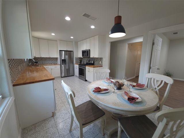 1405 N Oak Street, Mckinney, TX 75069
