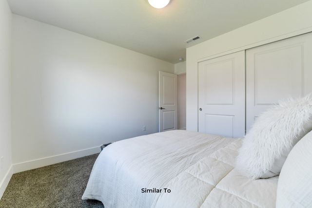 19 W 13th St, Deer Park, WA 99006