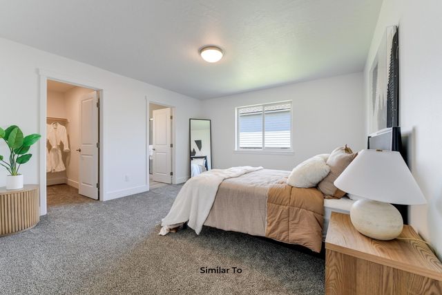 19 W 13th St, Deer Park, WA 99006
