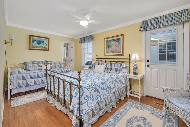 2022 Bruce Circle, St Simons Island, GA 31522