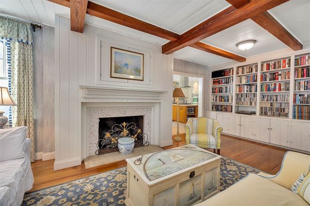 2022 Bruce Circle, St Simons Island, GA 31522