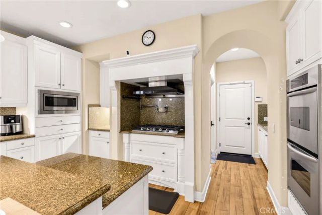 540 E Viewcrest Drive, Azusa, CA 91702
