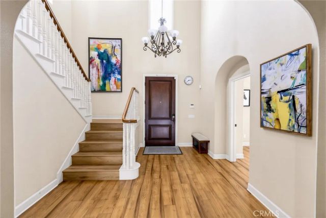 540 E Viewcrest Drive, Azusa, CA 91702