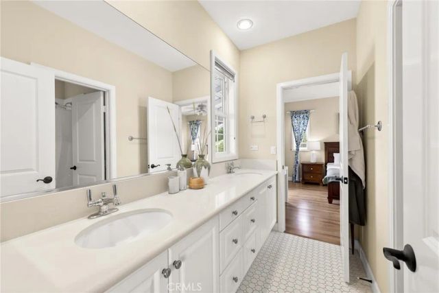 540 E Viewcrest Drive, Azusa, CA 91702