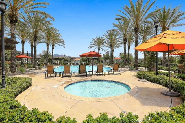 540 E Viewcrest Drive, Azusa, CA 91702