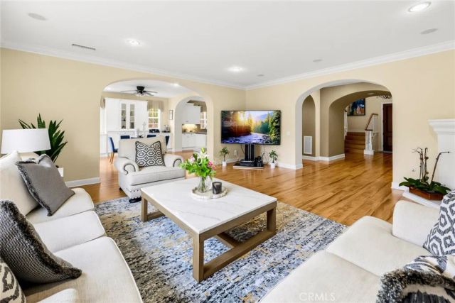 540 E Viewcrest Drive, Azusa, CA 91702
