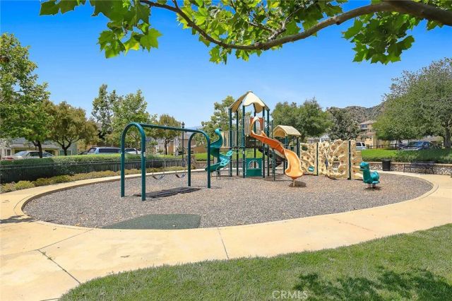 540 E Viewcrest Drive, Azusa, CA 91702