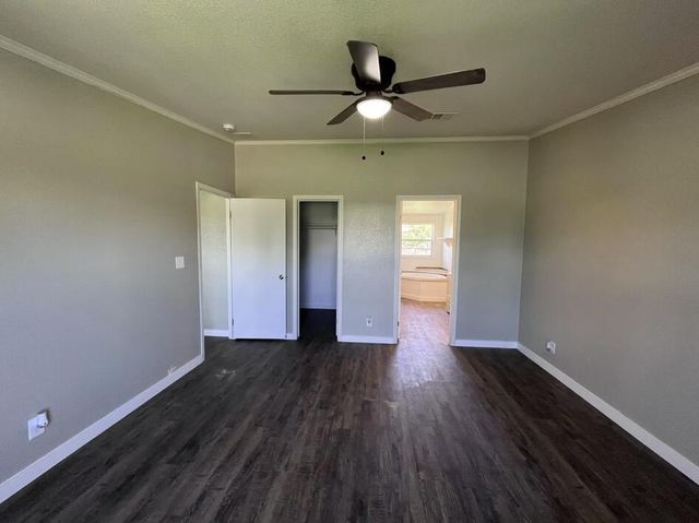 107 Grant Street, Smyer, TX 79367