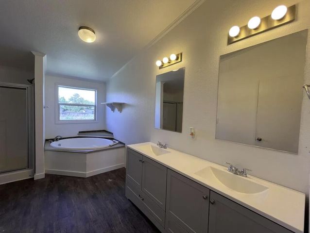 107 Grant Street, Smyer, TX 79367