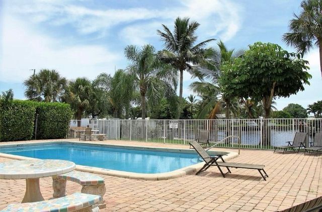 251 SE 6th Avenue 7, Pompano Beach, FL 33060