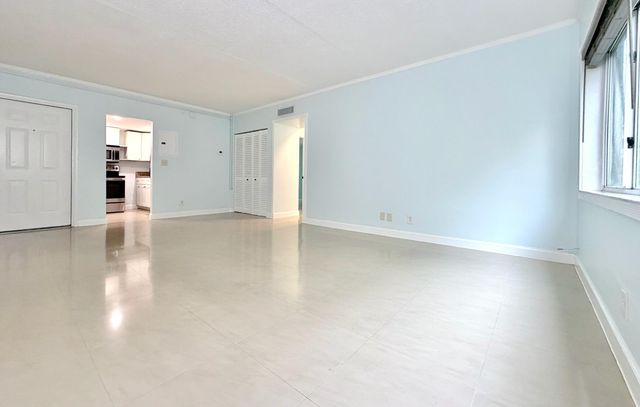 251 SE 6th Avenue 7, Pompano Beach, FL 33060