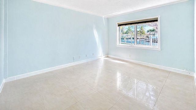 251 SE 6th Avenue 7, Pompano Beach, FL 33060